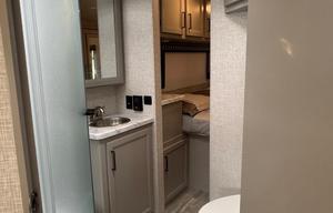 2025 Thor Motor Coach Geneva 31VT