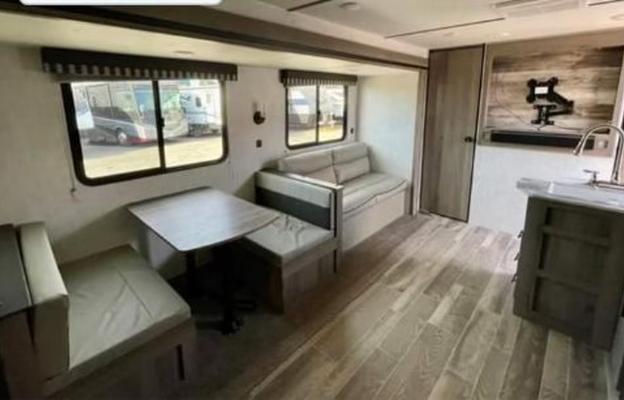 2021 Enlighten 27 bhs RV rental photo 1