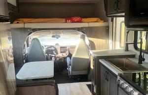 24' Versatile Voyager, Pet-Friendly, Equipped!