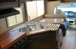 2017 Thor Motor Coach Four Winds 26B