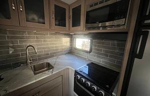 2021 Coachmen RV Freedom Express Ultra Lite