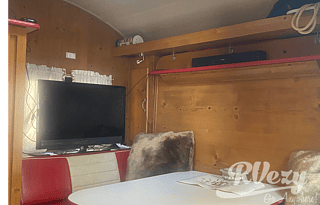 Cozy Vintage family friendly Cruiser !