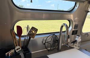 Airstream Glamping in Style/Remote OfficeStarlink