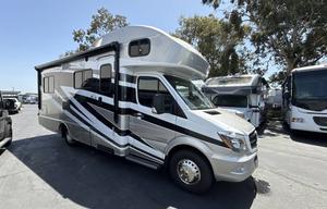 Top Notch Rv - Mercedes Benz Atasca Navion 24v 26'