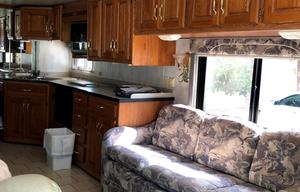 2000 Holiday Rambler Endeavor 38 PDQ