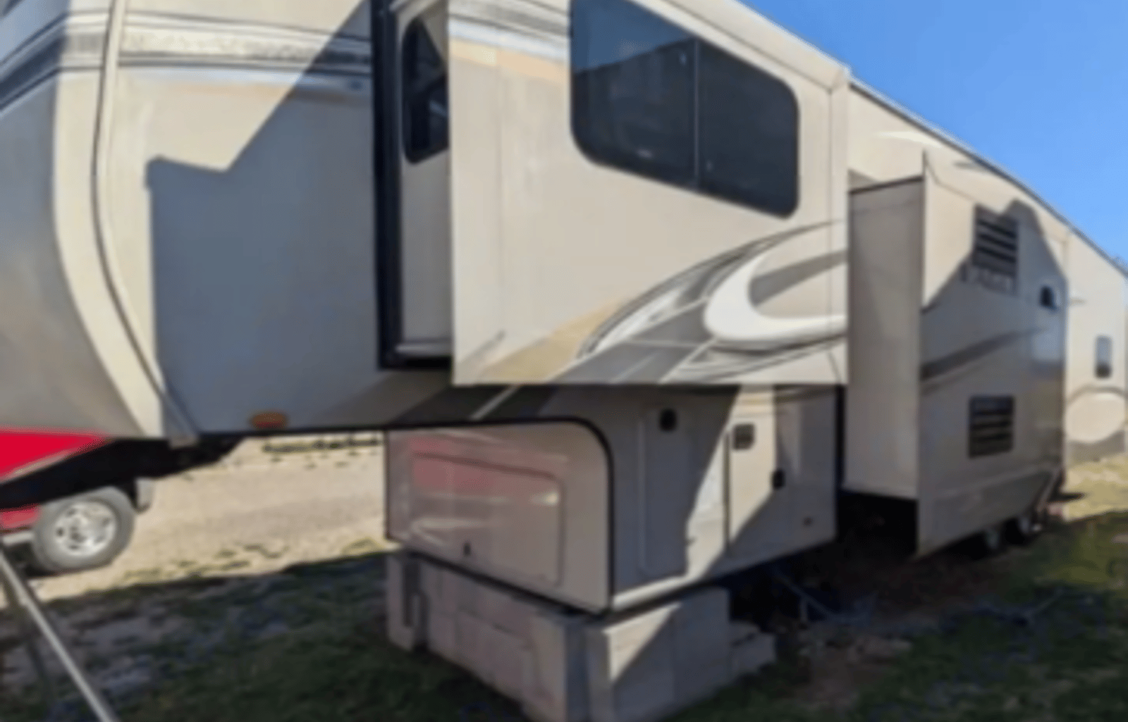 2018 Jayco Eagle 339FLQS