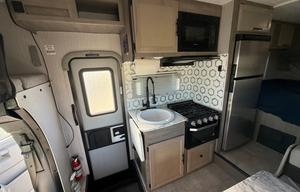 Sleep 6 - Luxury Family Fun RV Coachmen