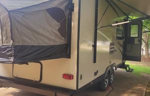 2018 Coachmen RV Freedom Express 22DSX