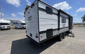 Lightweight Family Bunkhouse Getaway Camper