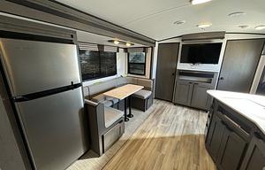 2022 Cruiser MPG Bunkhouse