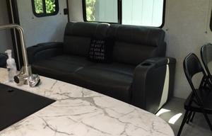 2021 Keystone Bullet 330BHS - Luxury Camping