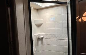 Jayco white hawk model 20MBR      23 ft. 2015 yr