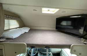 2019 Thor Daybreak 30DB Class C Super Comfortable!