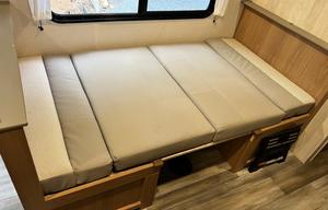 "The Adventurer" PrimeTime Avenger Bunkhouse 26BK
