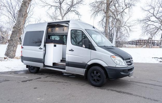Mercedes Sprinter Camper Van