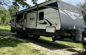 2016 Palomino Puma 30RKSS "Patty"