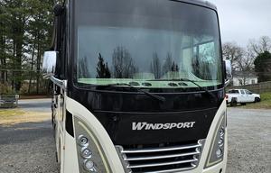 2022 Thor Windsport!  Road Trip Dream Coach!