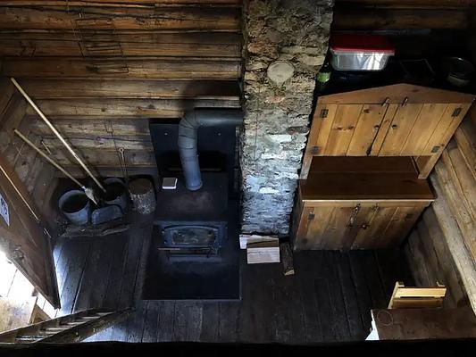001, Loop: AREA LITTLE BEAR CABIN