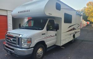 2019 Winnebago Outlook 22C RV rental photo 10