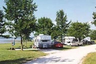 ISLAND VIEW (RATHBUN LAKE)