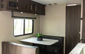 Joey & Jennifer's Family & Friendly RV Rental