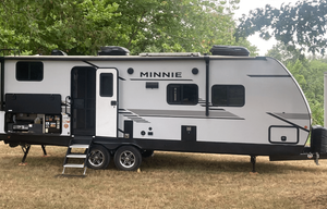2022 Winnebago Minnie 2301 BHS