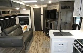 3 slides-2021 SportTrek Touring Model Bunkhouse