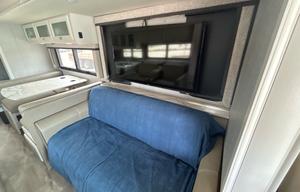 2021 Admiral 35R RV rental photo 12