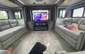 Millie’s Manor! 2022 Keystone RV Montana 3791RD