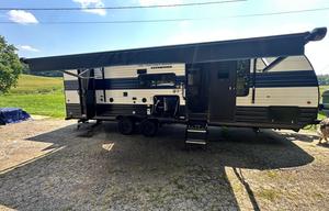 2025 Forest River RV Cherokee Grey Wolf 23DBH