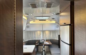 2020 Airstream RV Globetrotter 25FB