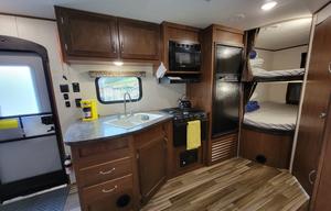 Big SHOWER★BUNKS★OUTDOOR KITCHEN★Exit407