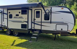 Spacious Bunkhouse | Sleeps 9