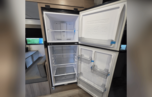 BRAND NEW 2027 Keystone Coleman Light 22BX