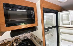 2008 Terra 34n RV rental photo 18