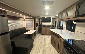 BUNKHOUSE CAMPER! 2024 MPG 2500BH! DELIVERY!