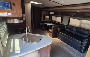 2017 Aerolite Luxury 292DBHS - UNLIMITED MILES!!