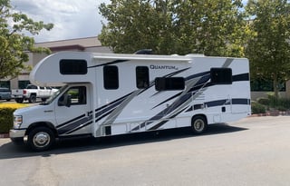 2022 Thor Ouantum LC28 is Ready for Adventure