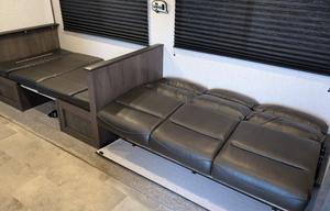 Dogwood - Coleman Lantern 262BH - Sleeps 8