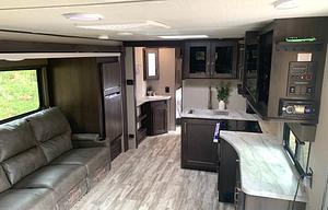 Camp in luxury! Sleeps 6 - 9