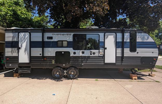 Families up to 10 | Bunkhouse Style | Large Fridge