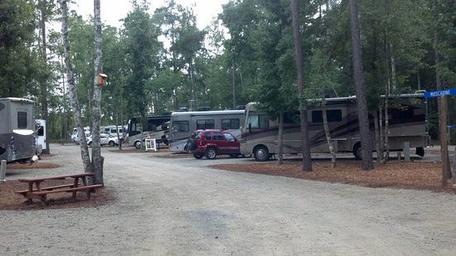 Carrollwoods RV Park at Grapefull Sisters Vineyard