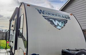 2018 Winnebago Micro Minnie 2106FBS