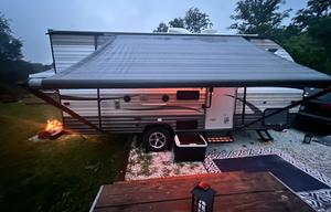 Wolf Pup 16BHS-Easy Tow, Sleeps 5, Pet OK, LOADED!