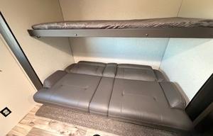 2022 Venture RV SportTrek ST332VBH
