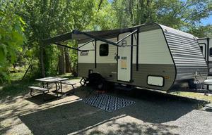 Easy to Pull Family & Pet Friendly 2023 Coleman