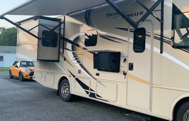 2018 Thor Motor Coach Freedom Traveler A27