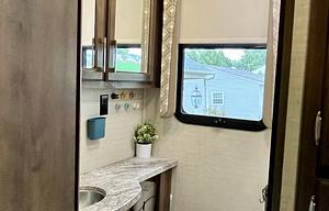 The Queen Bea: Class C 2018 Jayco Greyhawk 31FS