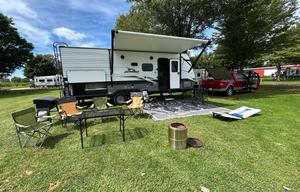 R&R camperrental family & pet adventure