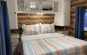 Newly Renovated RV - Sleeps 4